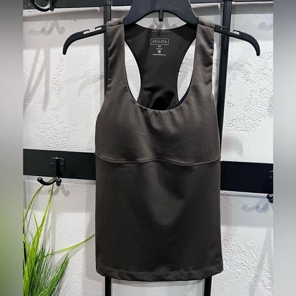 Athleta racer back tank top built in bra green size 34C - Picture 1 of 14